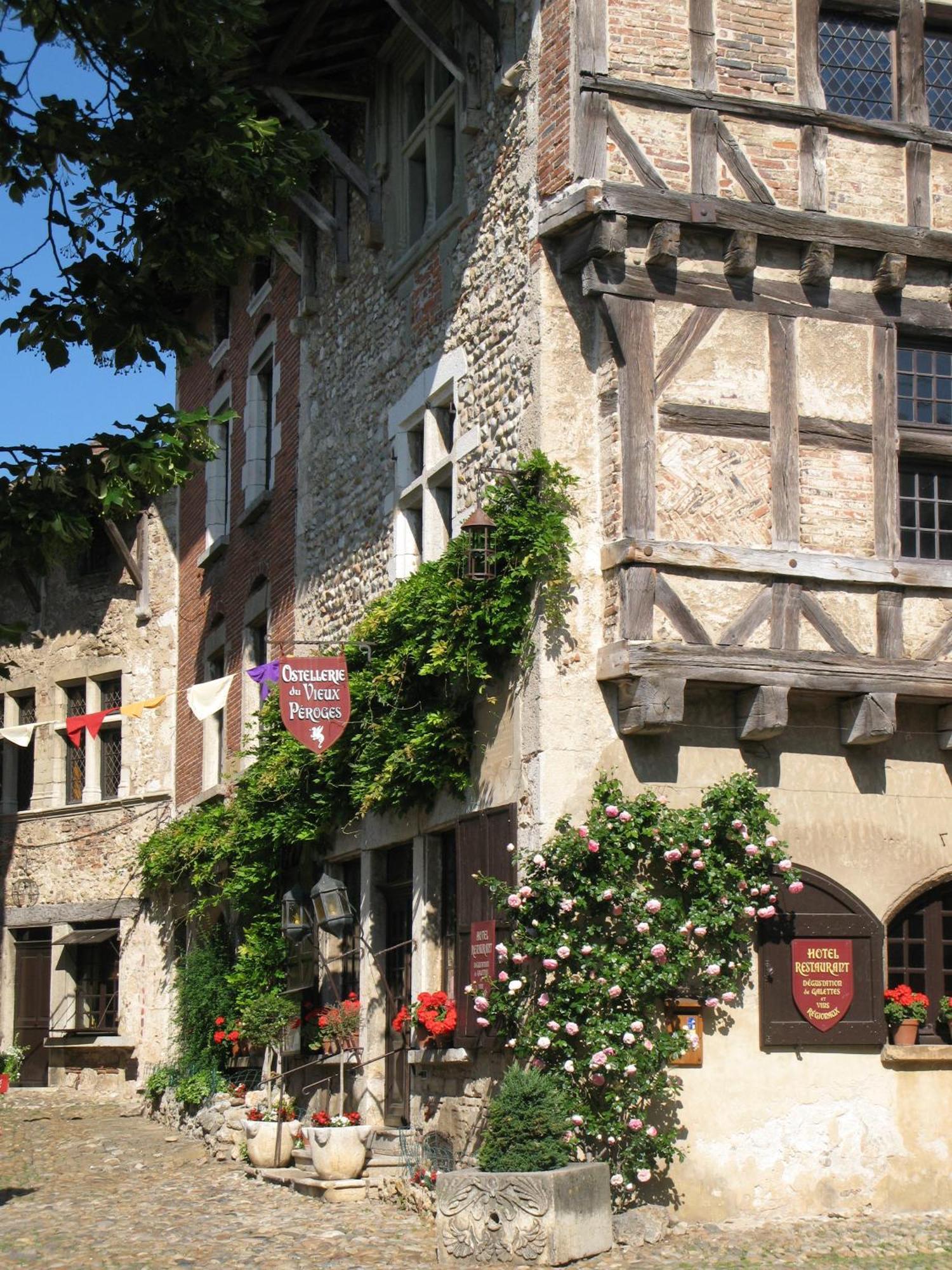 ホテル オステルリー デュ ビュー ペルージュ Pérouges エクステリア 写真
