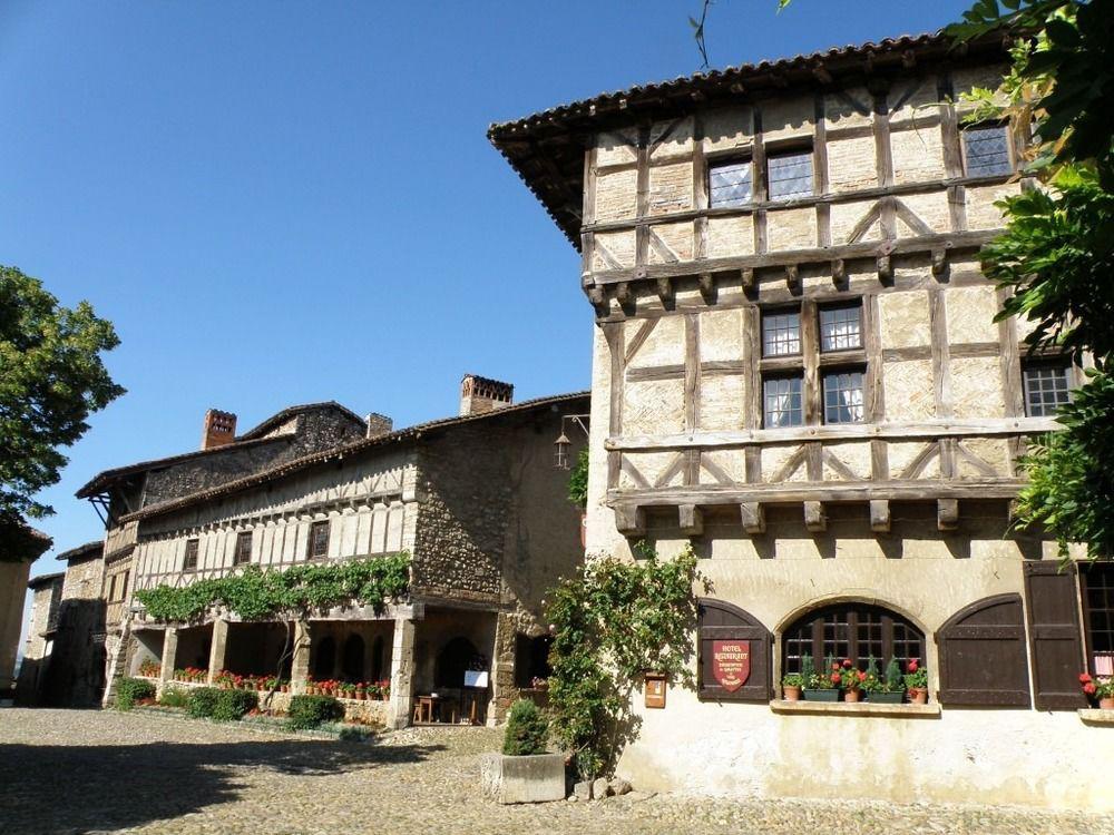 ホテル オステルリー デュ ビュー ペルージュ Pérouges エクステリア 写真